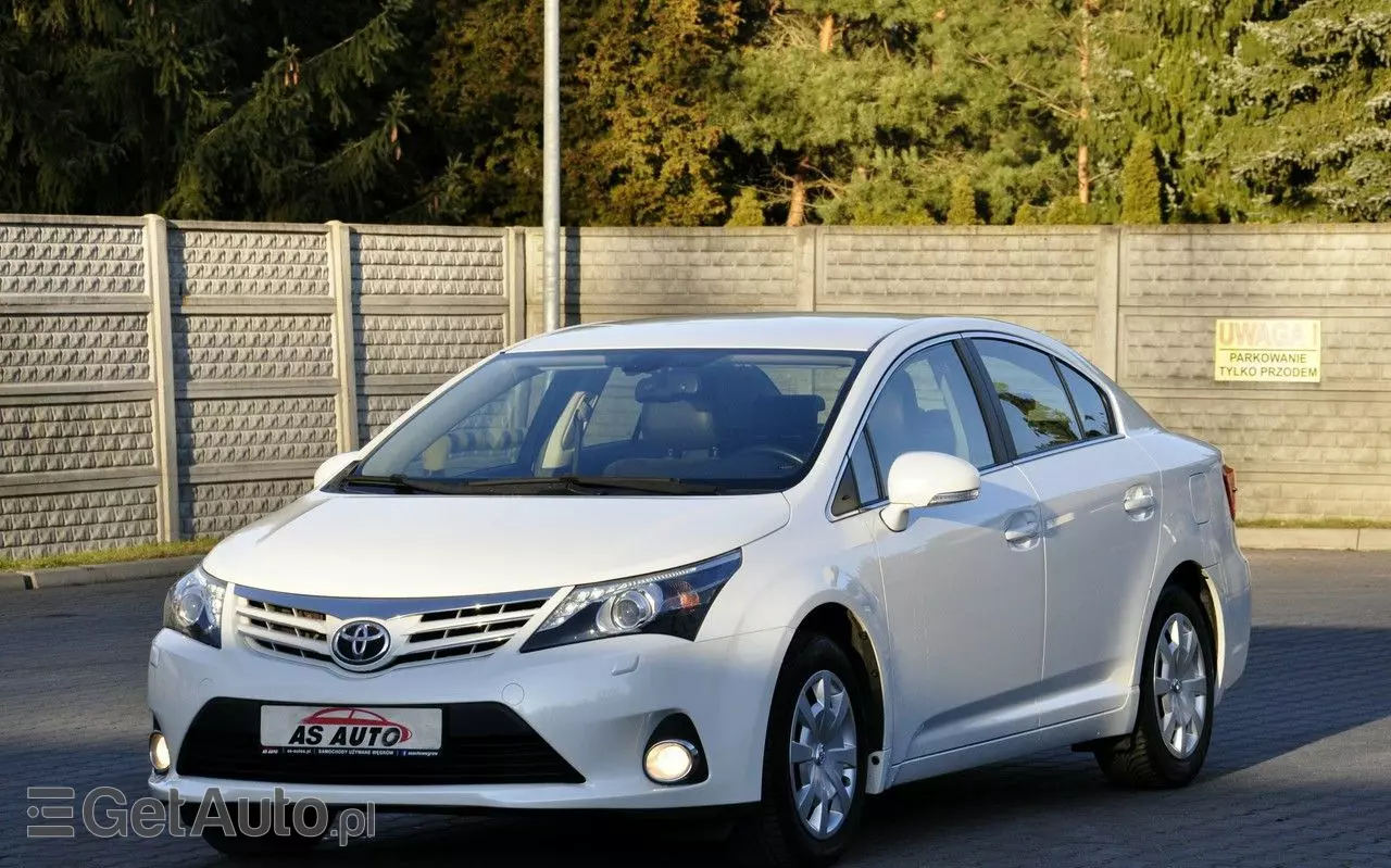 TOYOTA Avensis 2.0 Multidrive S Executive