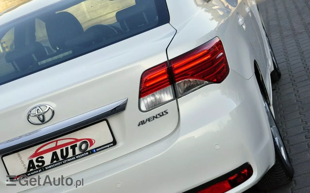 TOYOTA Avensis 2.0 Multidrive S Executive