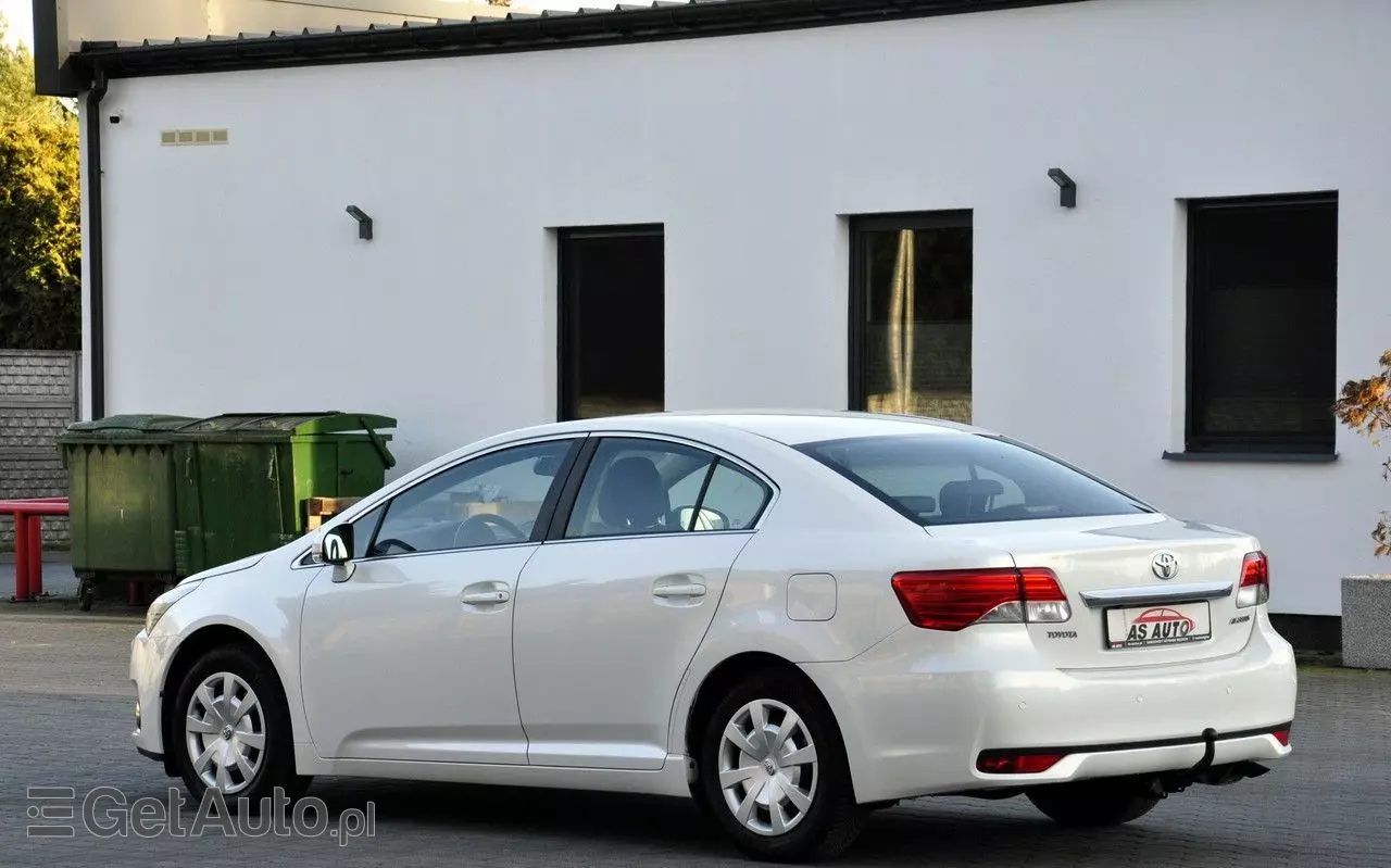TOYOTA Avensis 2.0 Multidrive S Executive