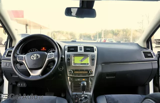 TOYOTA Avensis 2.0 Multidrive S Executive