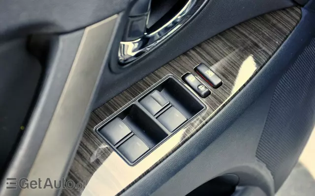 TOYOTA Avensis 2.0 Multidrive S Executive