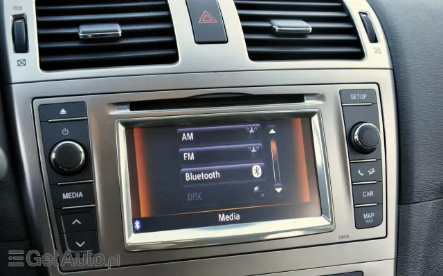 TOYOTA Avensis 2.0 Multidrive S Executive