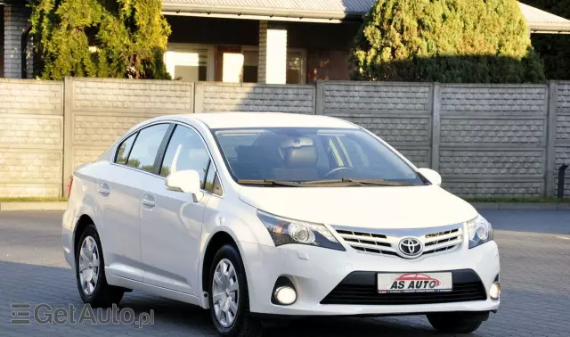 TOYOTA Avensis 2.0 Multidrive S Executive