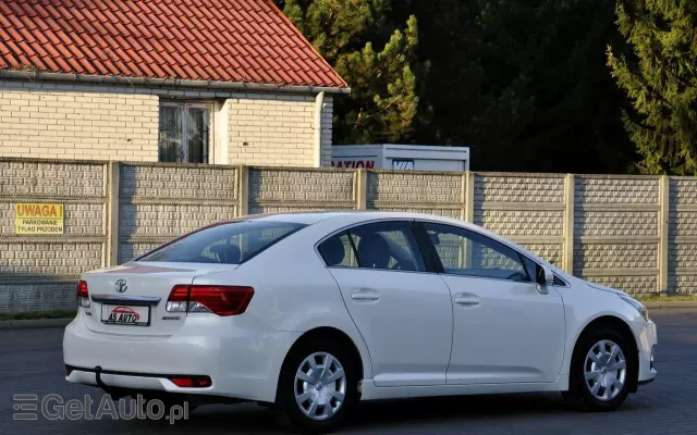 TOYOTA Avensis 2.0 Multidrive S Executive