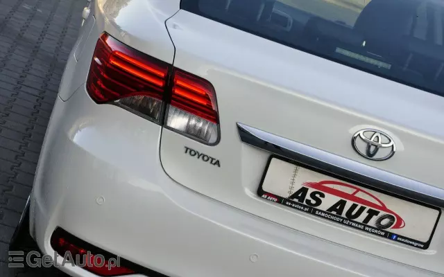 TOYOTA Avensis 2.0 Multidrive S Executive