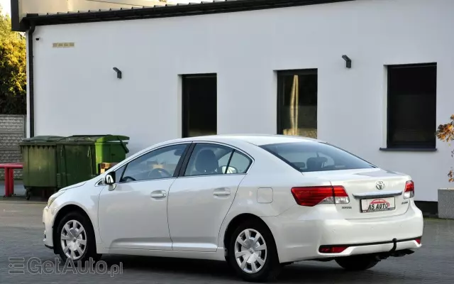 TOYOTA Avensis 2.0 Multidrive S Executive