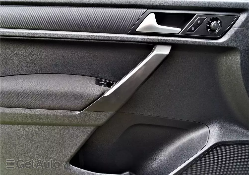 VOLKSWAGEN Caddy 1.0 TSI Comfortline