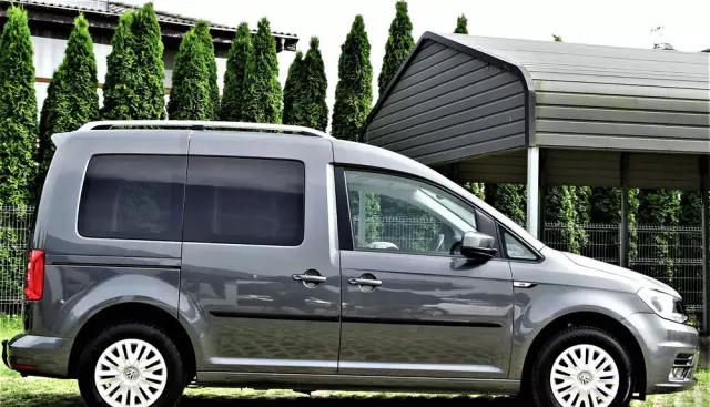 VOLKSWAGEN Caddy 1.0 TSI Comfortline