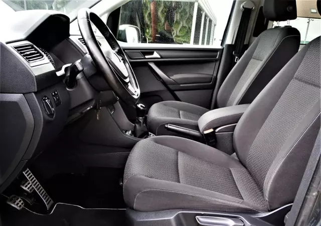 VOLKSWAGEN Caddy 1.0 TSI Comfortline