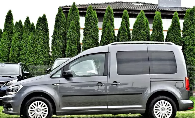 VOLKSWAGEN Caddy 1.0 TSI Comfortline