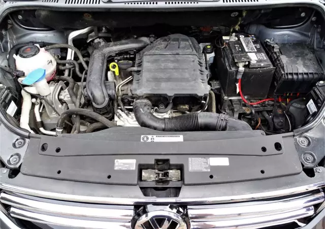 VOLKSWAGEN Caddy 1.0 TSI Comfortline