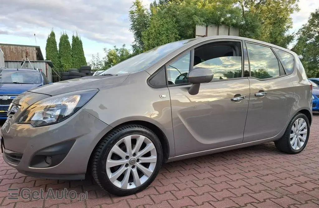 OPEL Meriva 