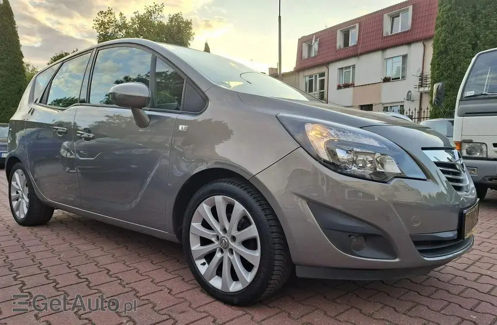 OPEL Meriva 
