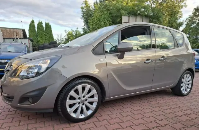 OPEL Meriva 