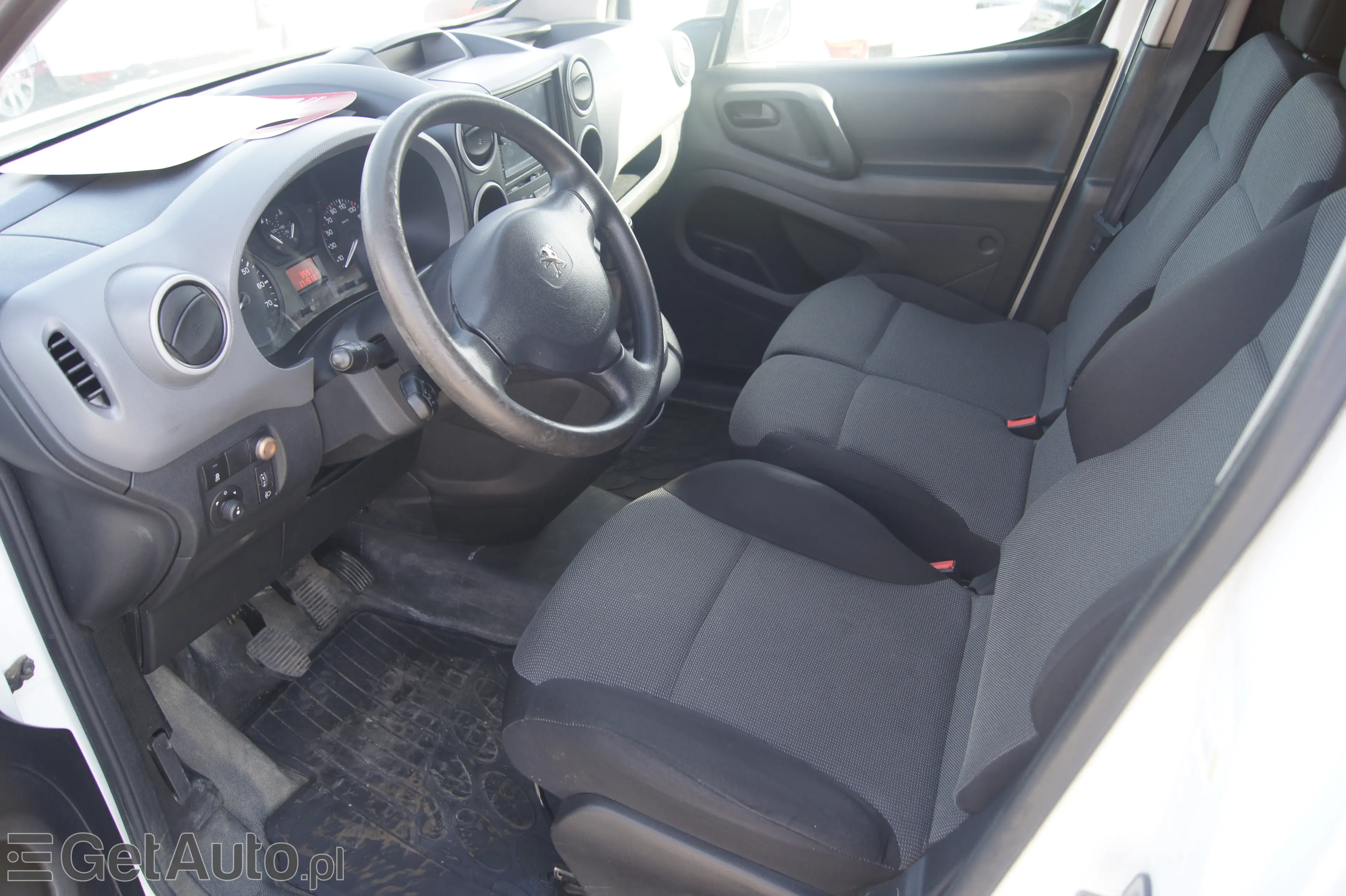 PEUGEOT Partner Active L1