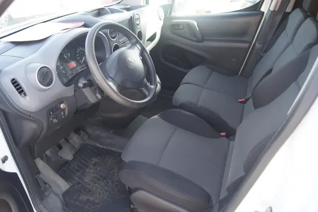 PEUGEOT Partner Active L1