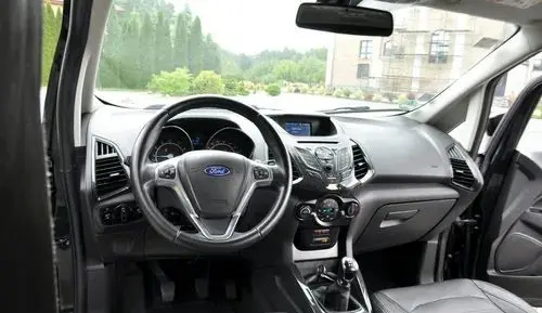 FORD EcoSport 