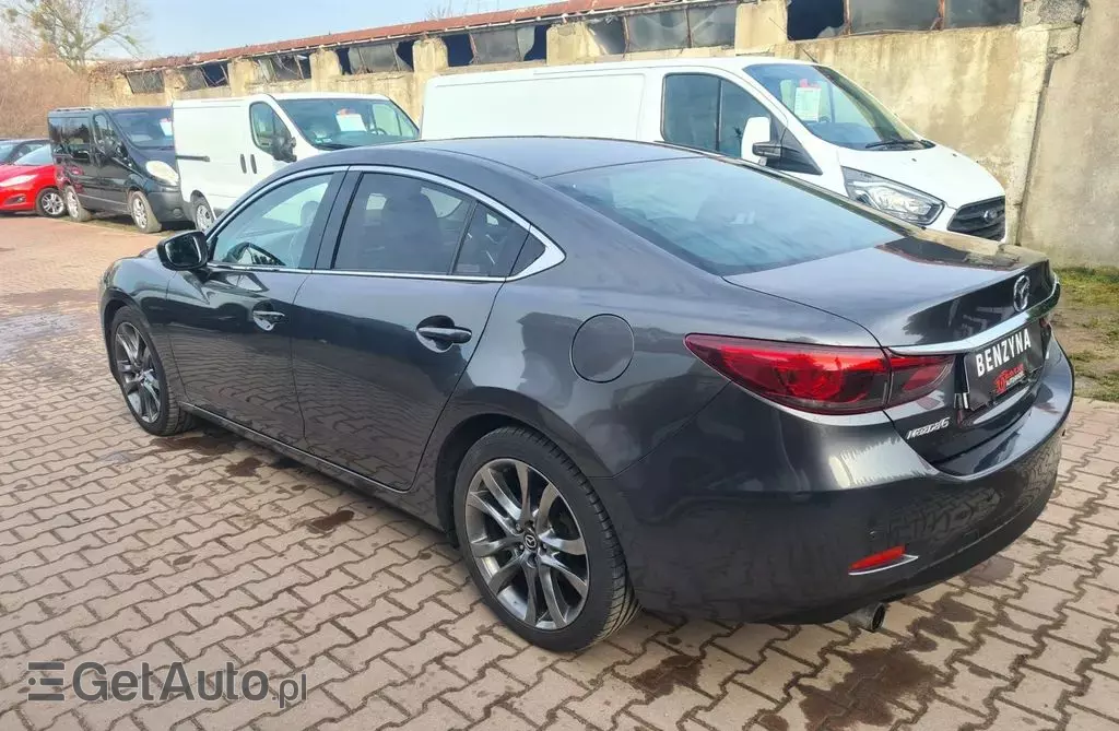 MAZDA 6 