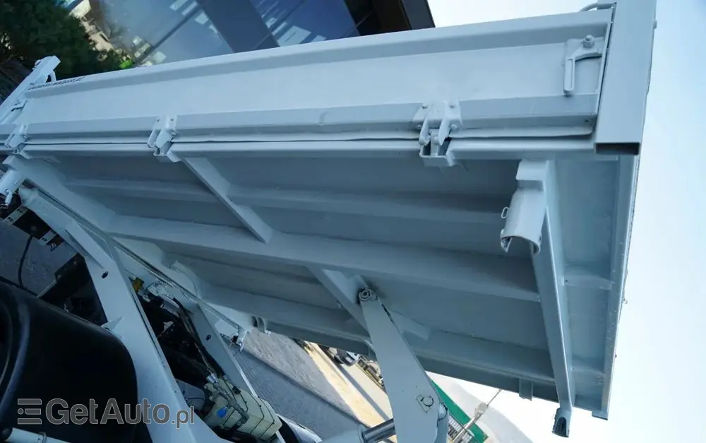 IVECO DAILY 70-180 / WYWROTKA TYLNOZSYPOWA 2,8 M / DMC: 7,0 T / BLIŹNIAK / BLOKADA MOSTU 