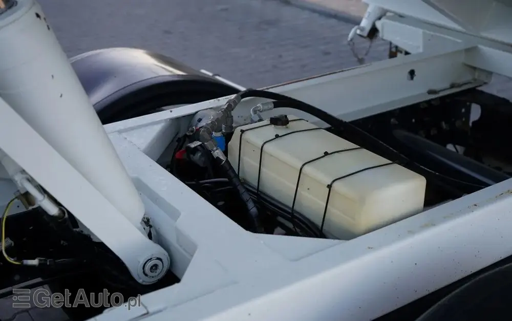 IVECO DAILY 70-180 / WYWROTKA TYLNOZSYPOWA 2,8 M / DMC: 7,0 T / BLIŹNIAK / BLOKADA MOSTU 