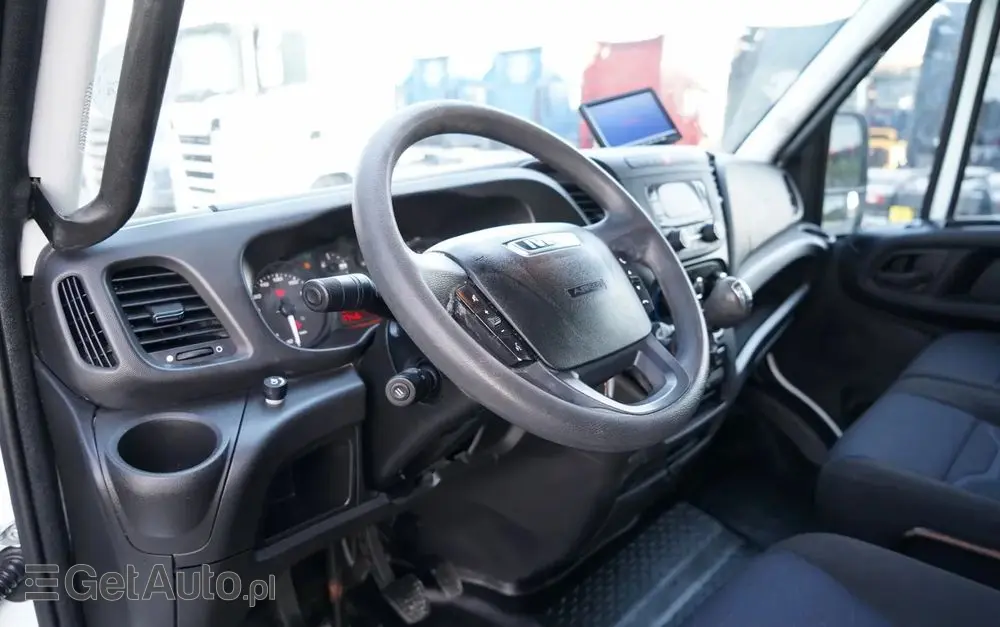 IVECO DAILY 70-180 / WYWROTKA TYLNOZSYPOWA 2,8 M / DMC: 7,0 T / BLIŹNIAK / BLOKADA MOSTU 