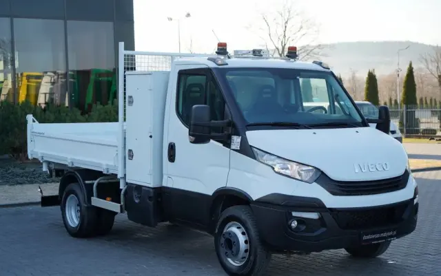 IVECO DAILY 70-180 / WYWROTKA TYLNOZSYPOWA 2,8 M / DMC: 7,0 T / BLIŹNIAK / BLOKADA MOSTU 