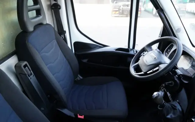 IVECO DAILY 70-180 / WYWROTKA TYLNOZSYPOWA 2,8 M / DMC: 7,0 T / BLIŹNIAK / BLOKADA MOSTU 