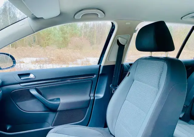 VOLKSWAGEN Golf 1.2 TSI BlueMotion Technology Comfortline