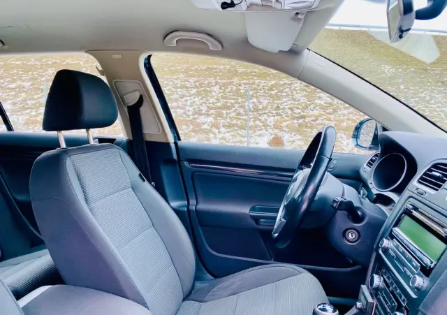 VOLKSWAGEN Golf 1.2 TSI BlueMotion Technology Comfortline