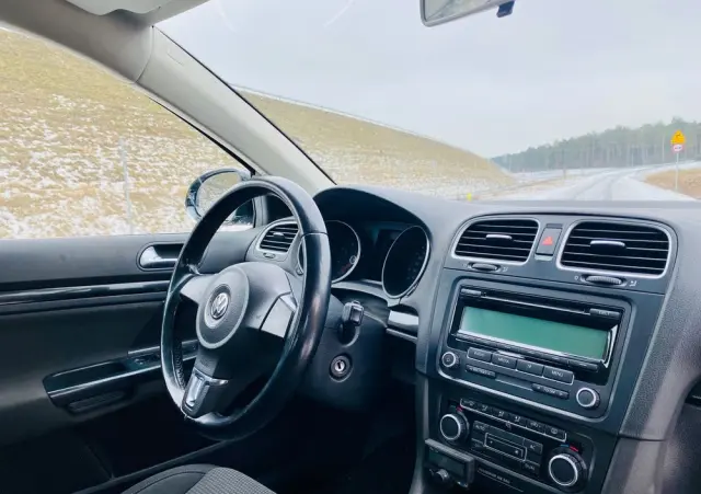 VOLKSWAGEN Golf 1.2 TSI BlueMotion Technology Comfortline