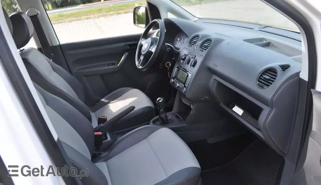 VOLKSWAGEN Caddy California 