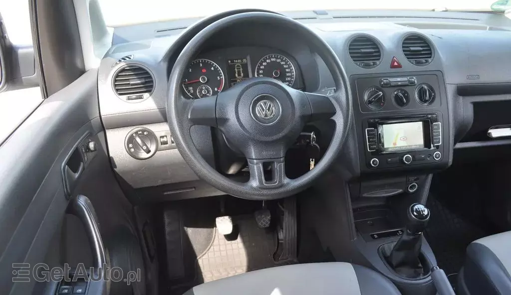 VOLKSWAGEN Caddy California 