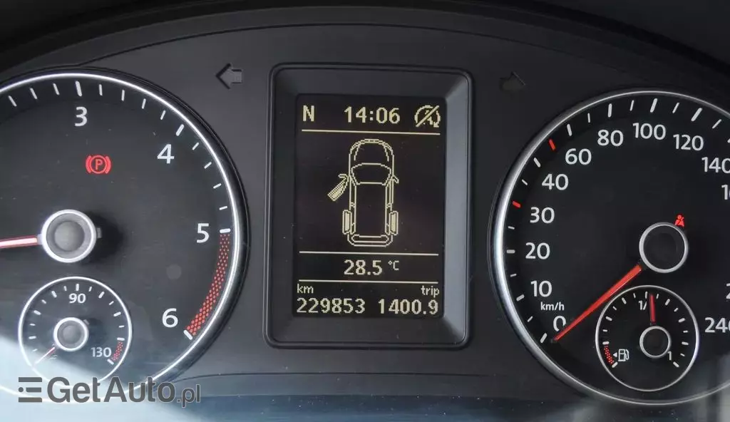 VOLKSWAGEN Caddy California 