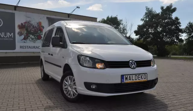 VOLKSWAGEN Caddy California 