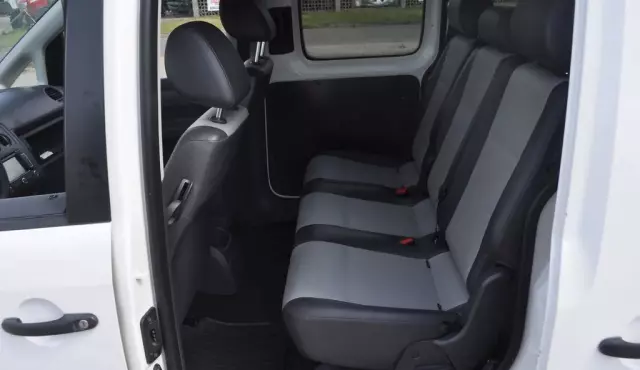 VOLKSWAGEN Caddy California 