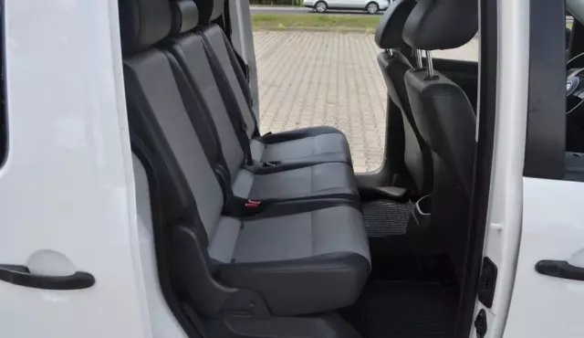 VOLKSWAGEN Caddy California 