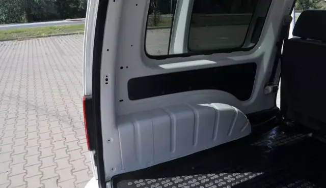 VOLKSWAGEN Caddy California 