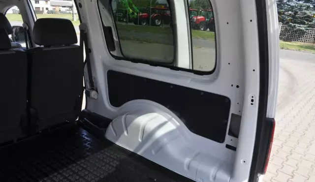 VOLKSWAGEN Caddy California 