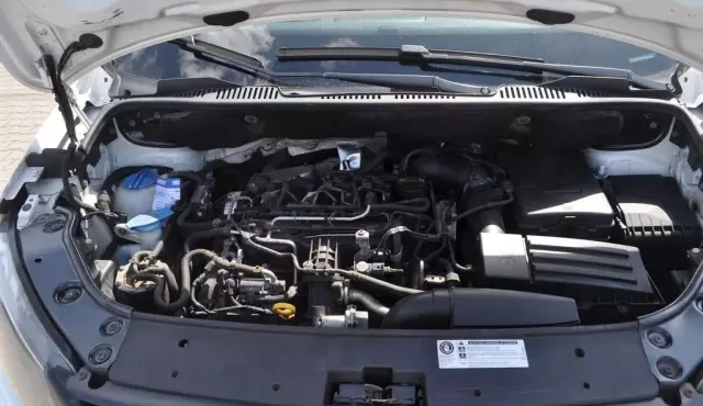 VOLKSWAGEN Caddy California 