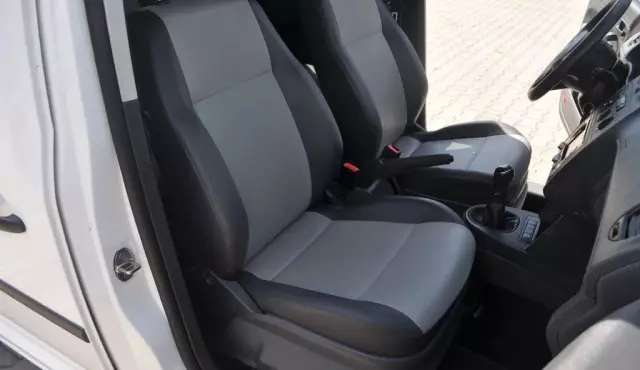 VOLKSWAGEN Caddy California 