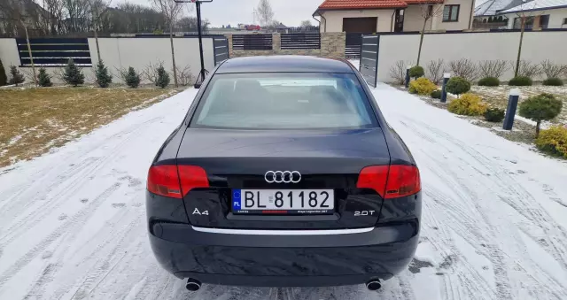 AUDI A4 2.0 T FSI