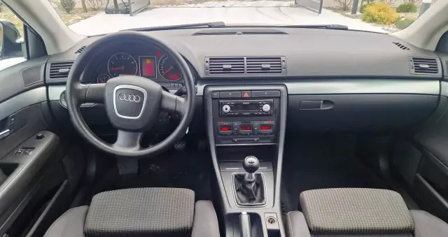 AUDI A4 2.0 T FSI