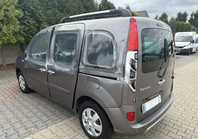 RENAULT Kangoo 