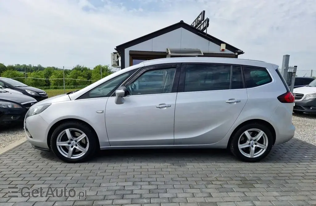 OPEL Zafira 