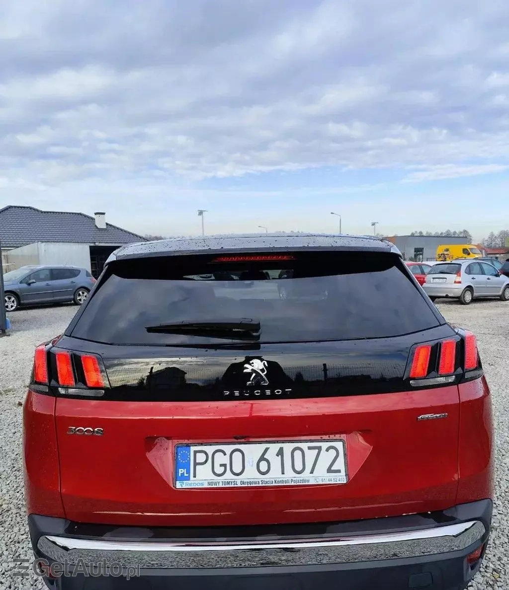 PEUGEOT 3008 
