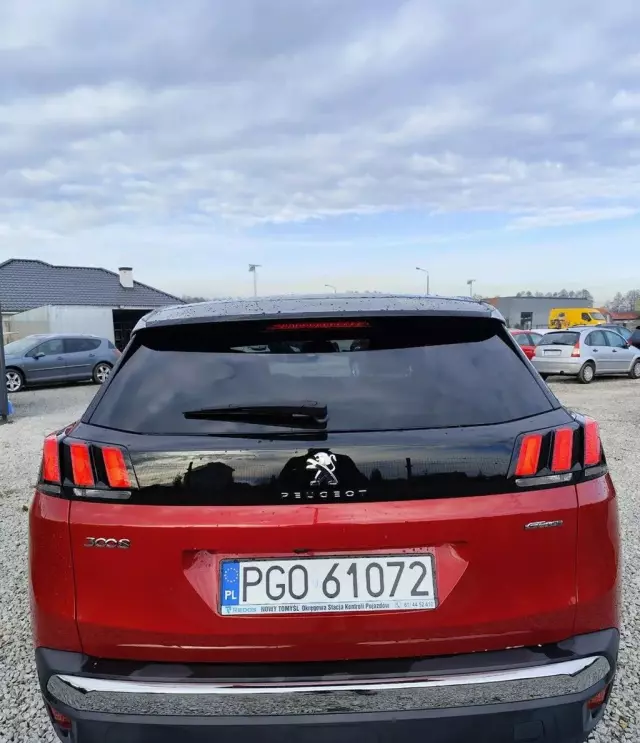 PEUGEOT 3008 