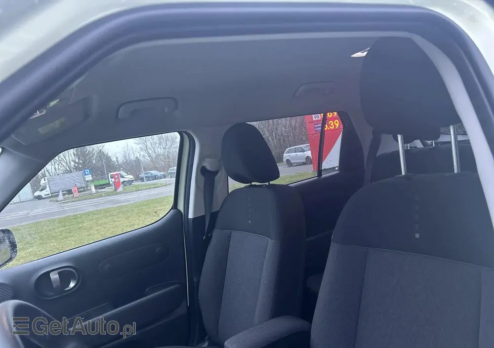 HYUNDAI Inster 49kWh Smart Limited