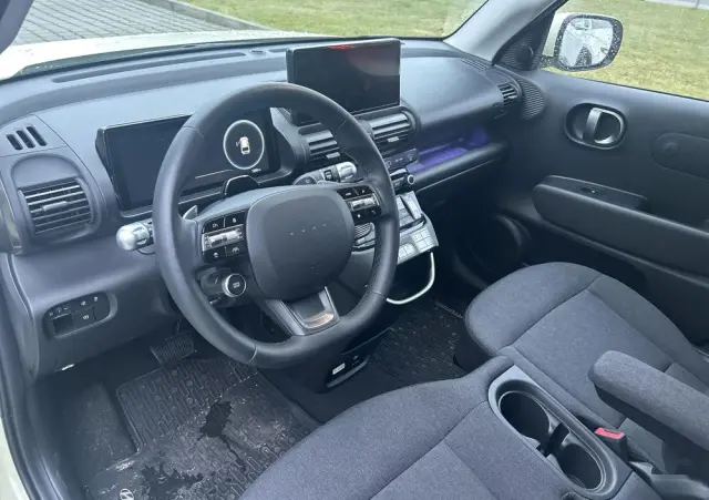 HYUNDAI Inster 49kWh Smart Limited