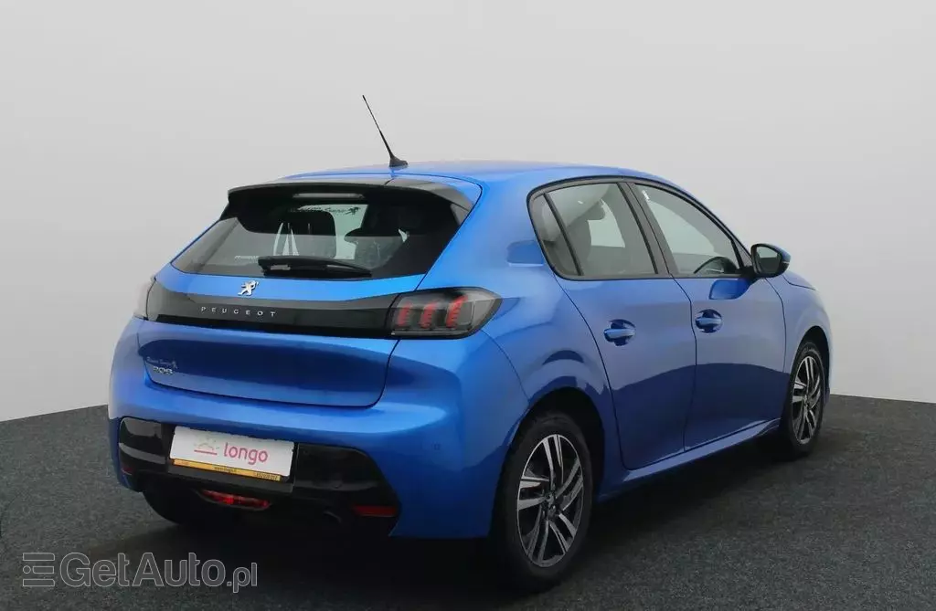 PEUGEOT 208 