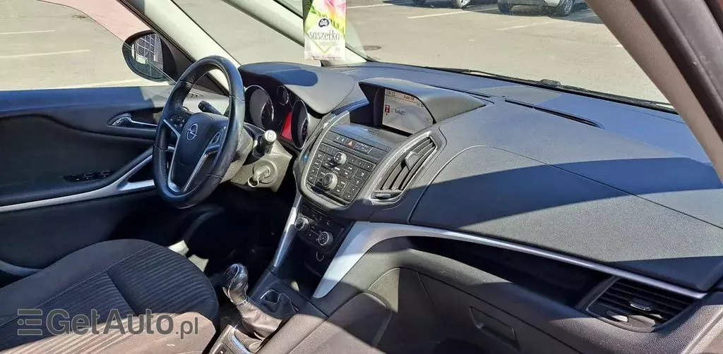 OPEL Zafira 